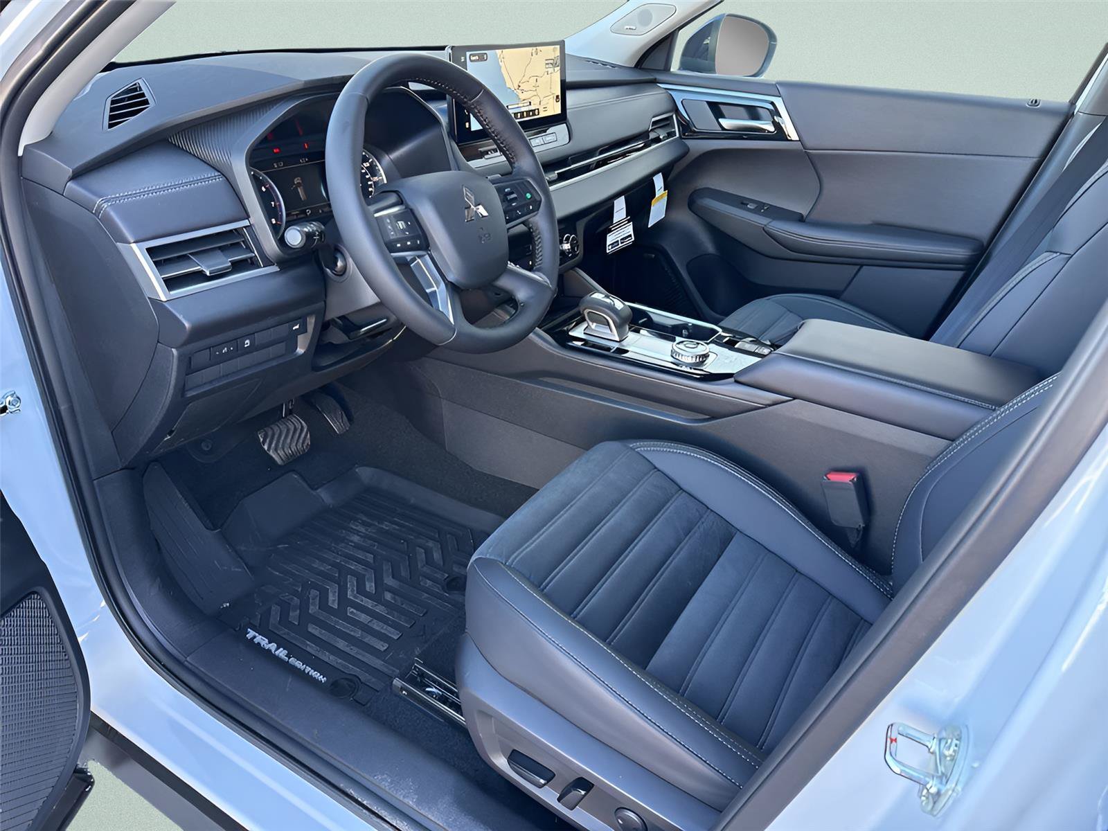 New 2026 Mitsubishi Outlander AWD image 25