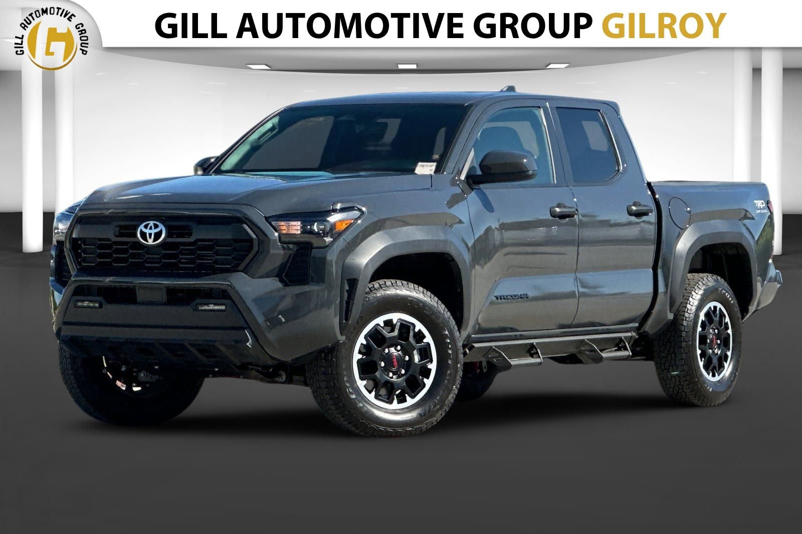 Used 2025 Toyota Tacoma TRD Off-Road AWD/4WD image 1
