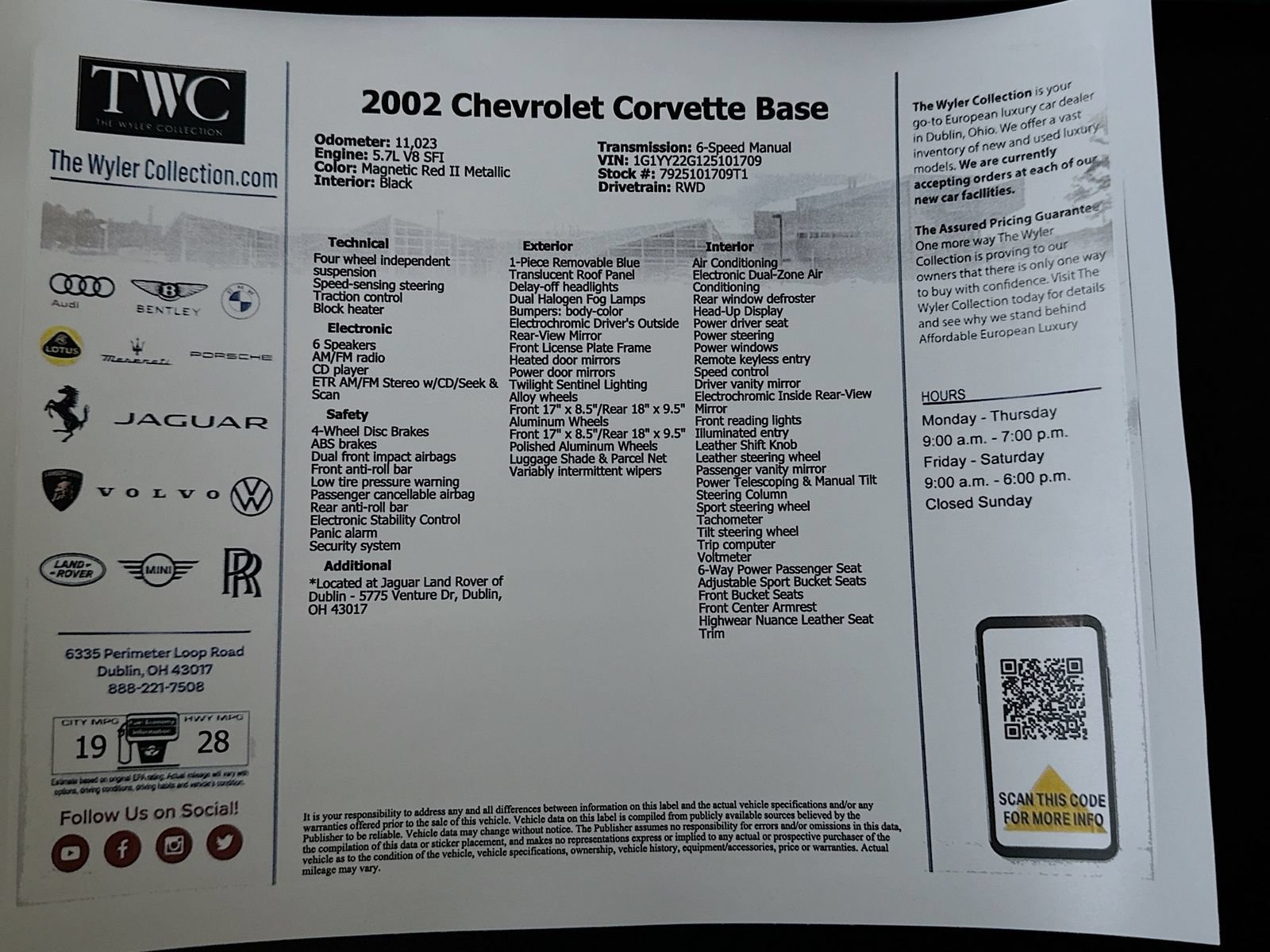 Used 2002 Chevrolet Corvette Coupe w/ Preferred Equipment Group2 RWD image 36