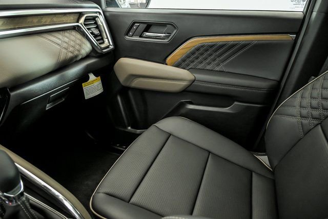 New 2026 GMC Canyon Denali image 19