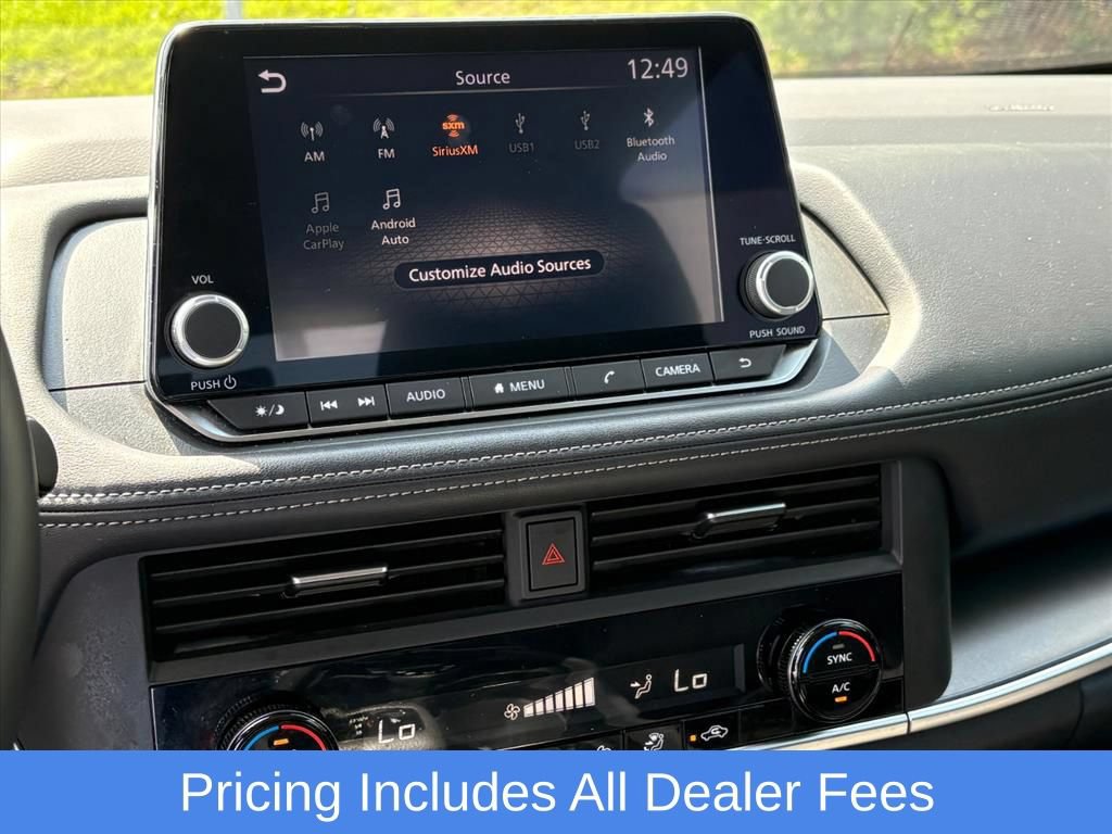 Used 2025 Nissan Rogue SV AWD/4WD image 12