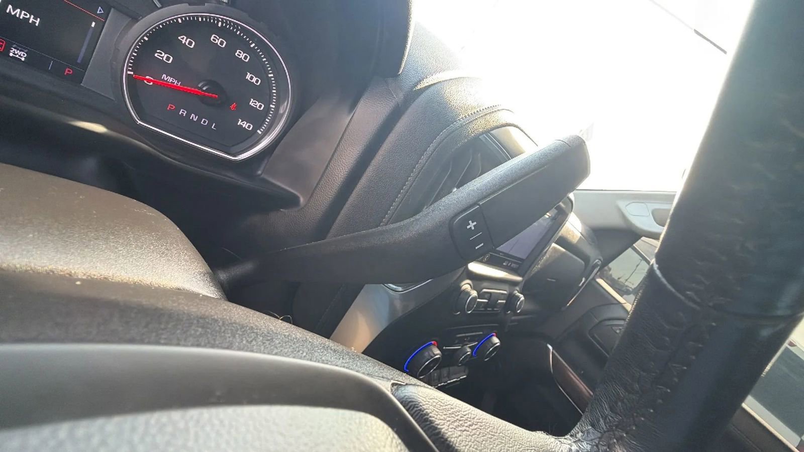 Used 2021 Chevrolet Silverado 1500 RST w/ Z71 Off-Road Package AWD/4WD image 17