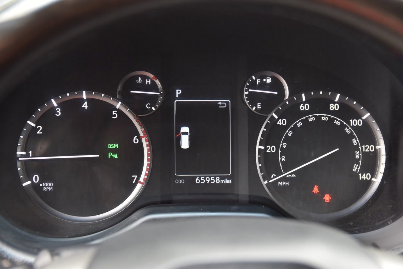 Used 2023 Lexus GX 460 Premium w/ Accessory Package AWD/4WD image 27
