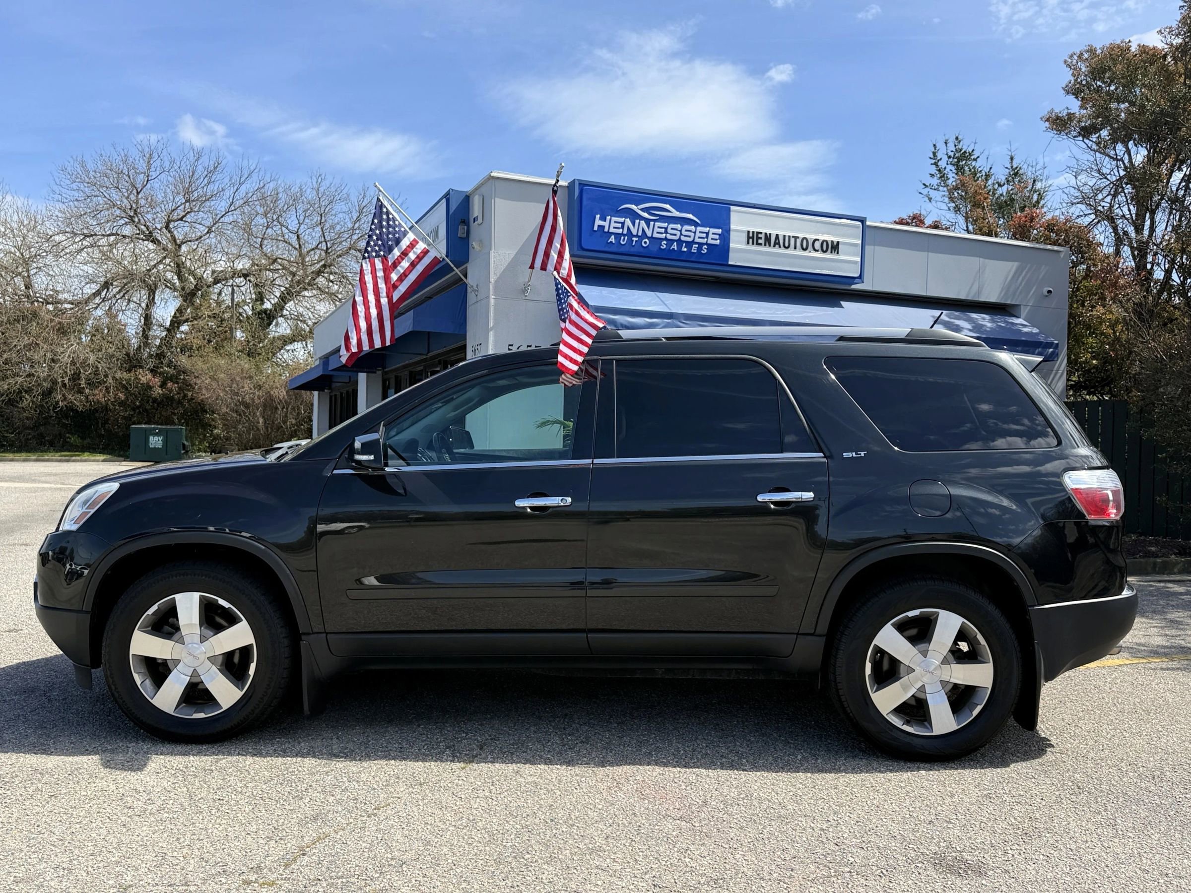 Used 2011 GMC Acadia SLT image 17