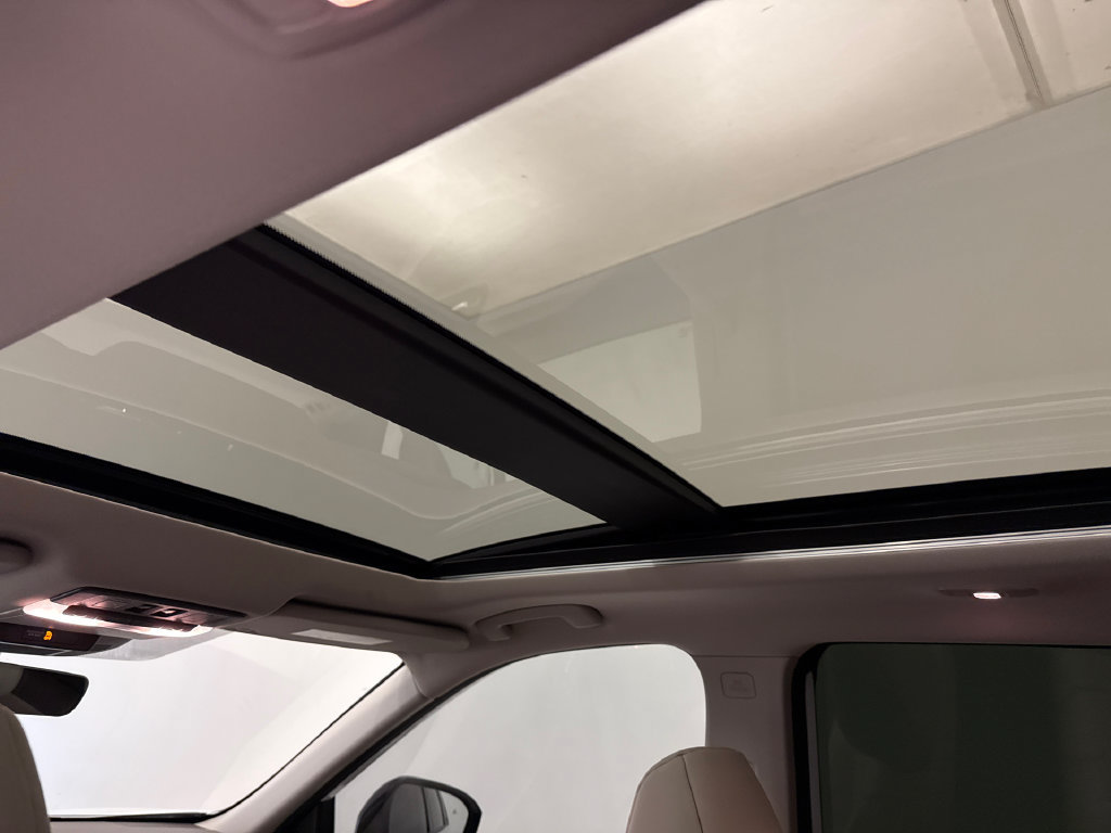 Used 2026 Nissan Rogue Dark Armor FWD image 12