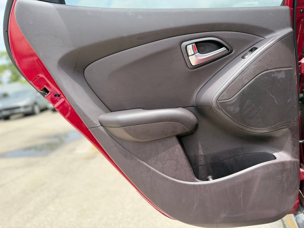 Used 2013 Hyundai Tucson Limited FWD image 19