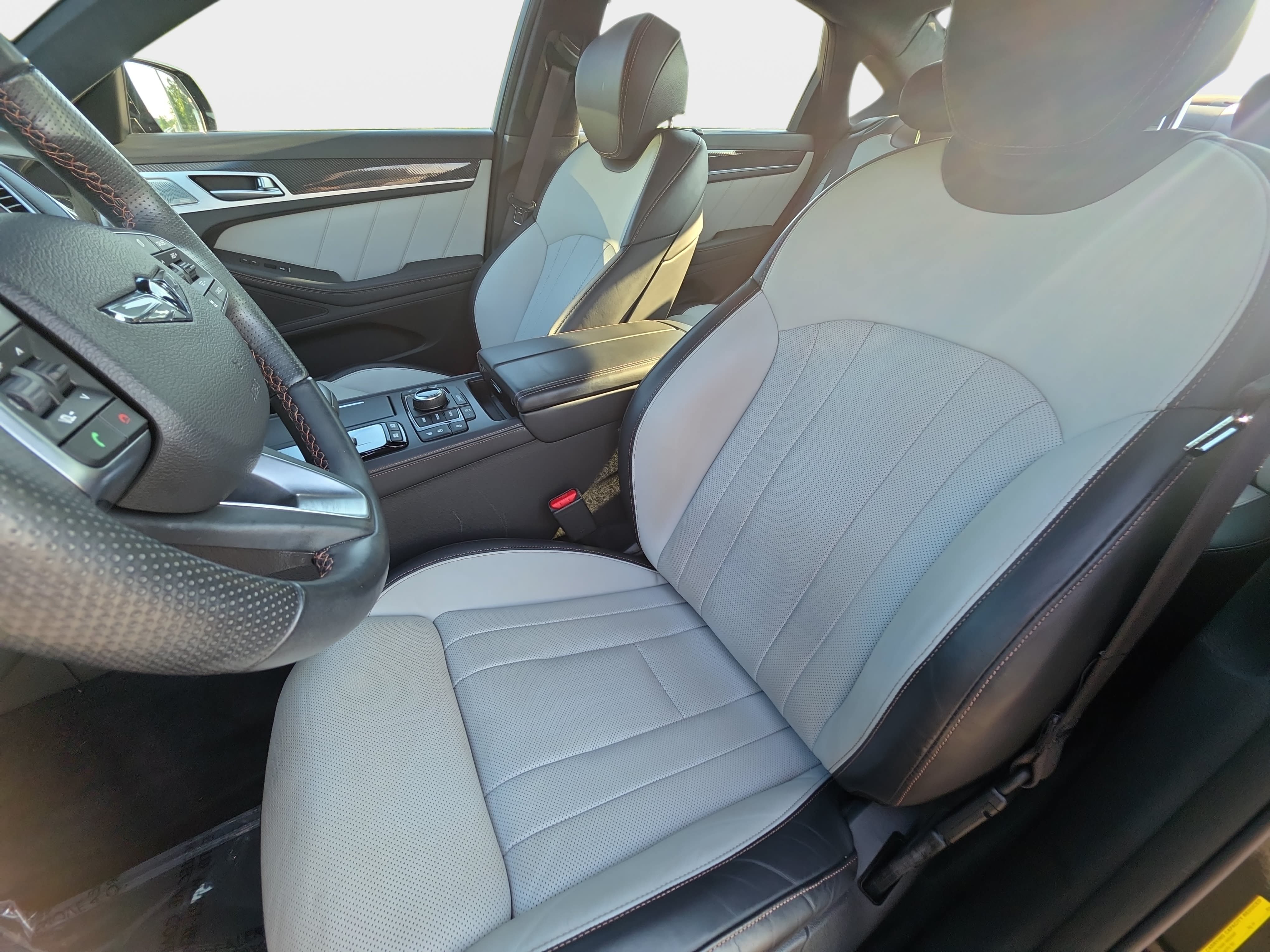 Used 2019 Genesis G80 3.3T Sport RWD image 15