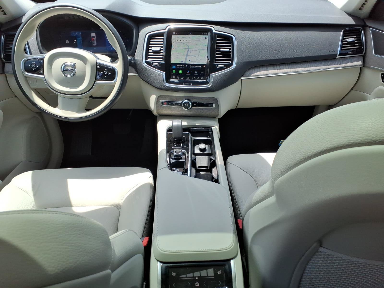 Certified 2024 Volvo XC90 T8 Plus w/ Protection Package Premier AWD/4WD image 12