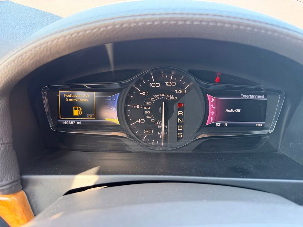 Used 2013 Lincoln MKX FWD image 12