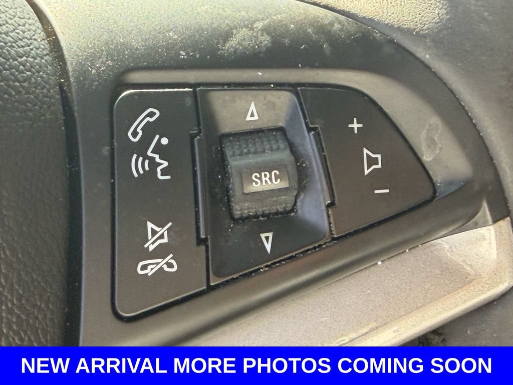 Used 2022 Chevrolet Trax LT w/ LT Convenience Package FWD image 28