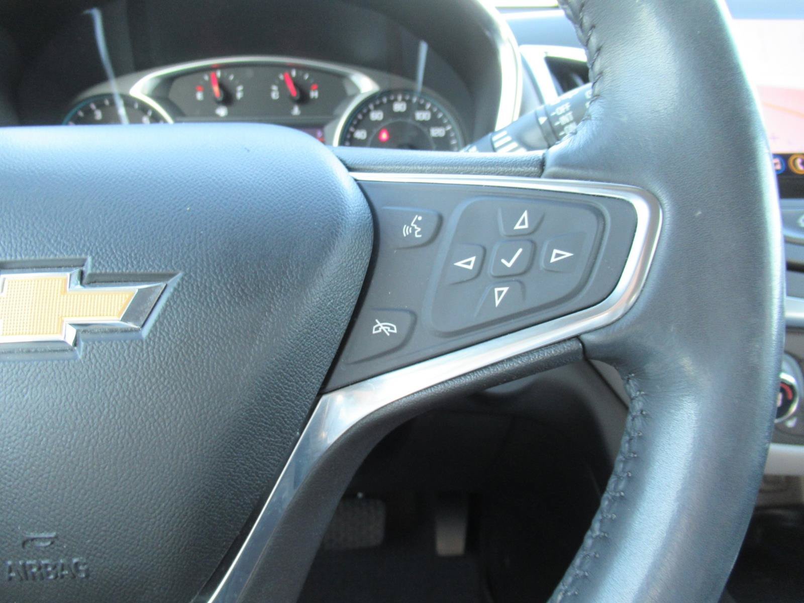 Used 2021 Chevrolet Equinox Premier FWD image 24