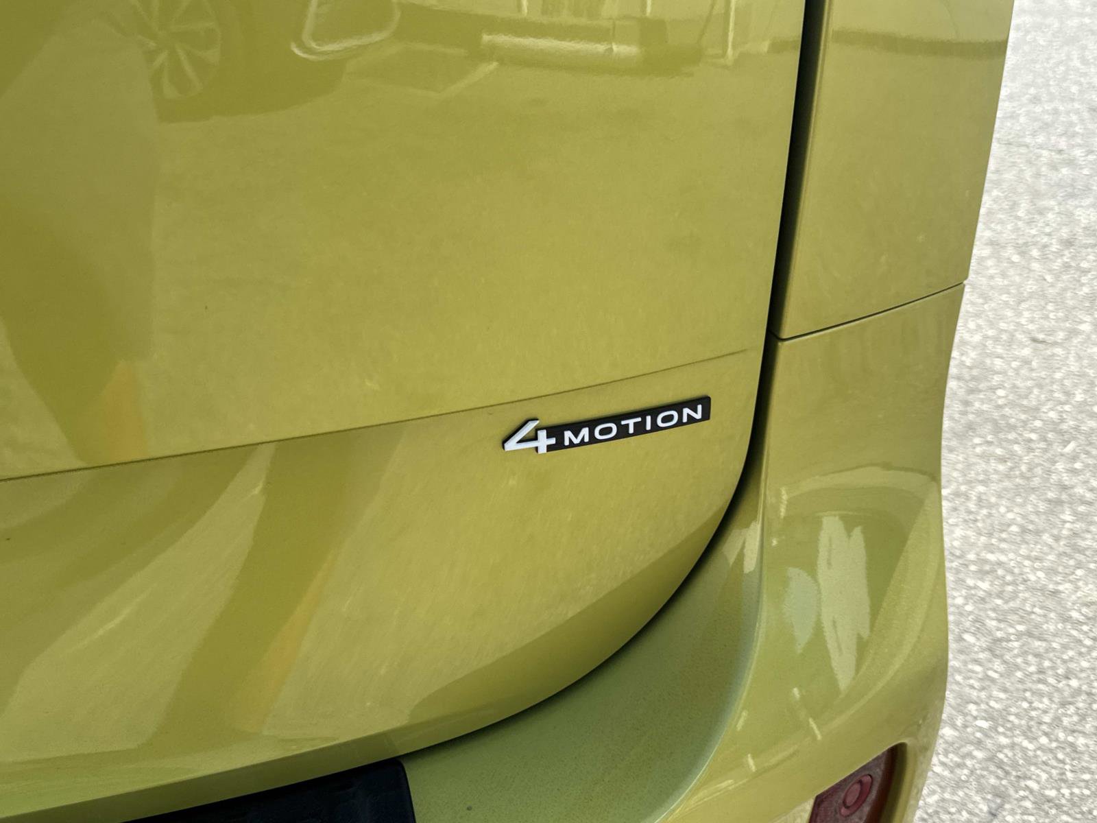 New 2025 Volkswagen ID. Buzz 1st Edition image 5