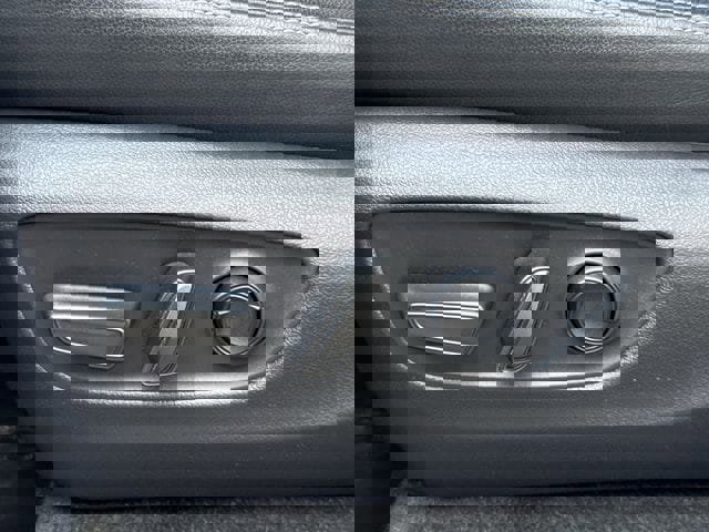 Used 2024 Toyota Land Cruiser w/ Premium Package image 31