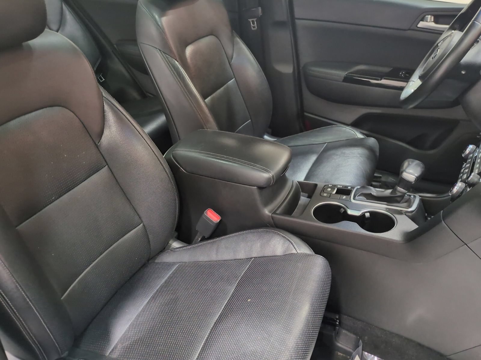 Used 2020 Kia Sportage EX w/ EX Technology Package AWD/4WD image 10