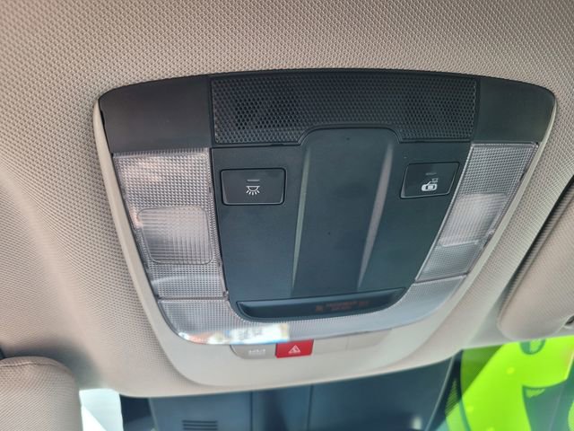 Used 2024 Kia Sorento S image 22