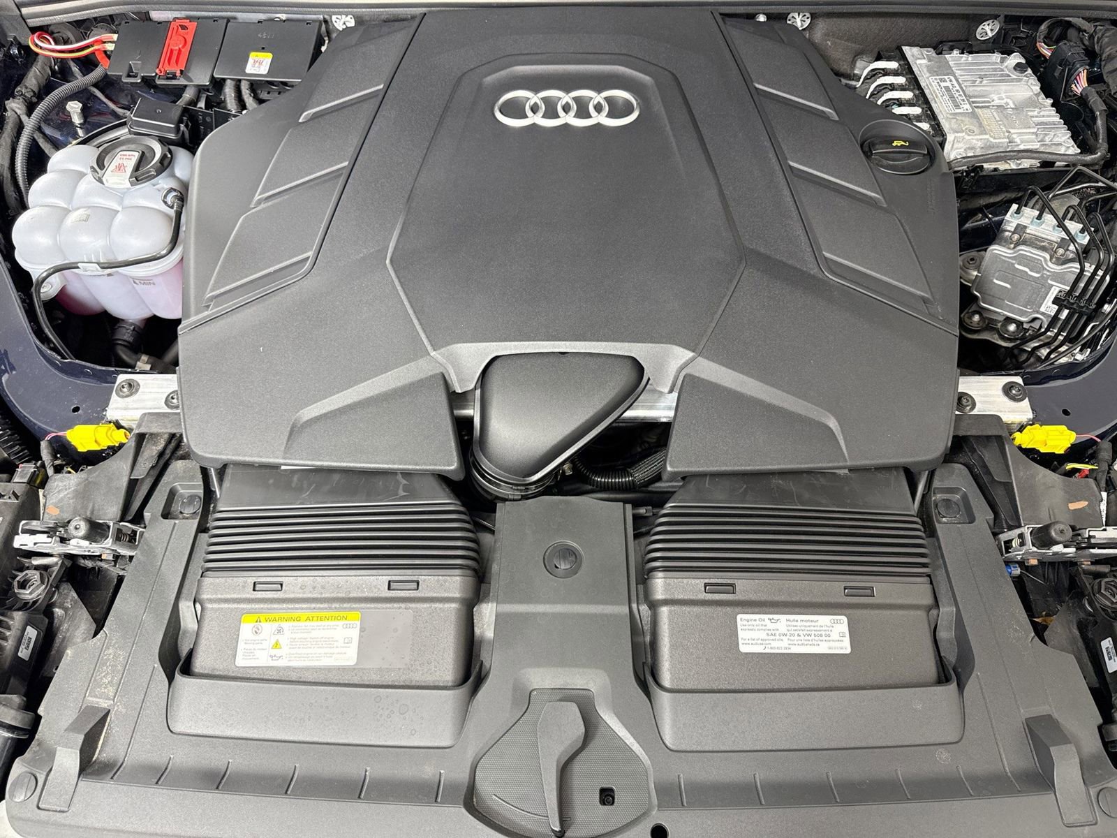 Used 2025 Audi Q7 3.0T Prestige AWD/4WD image 30