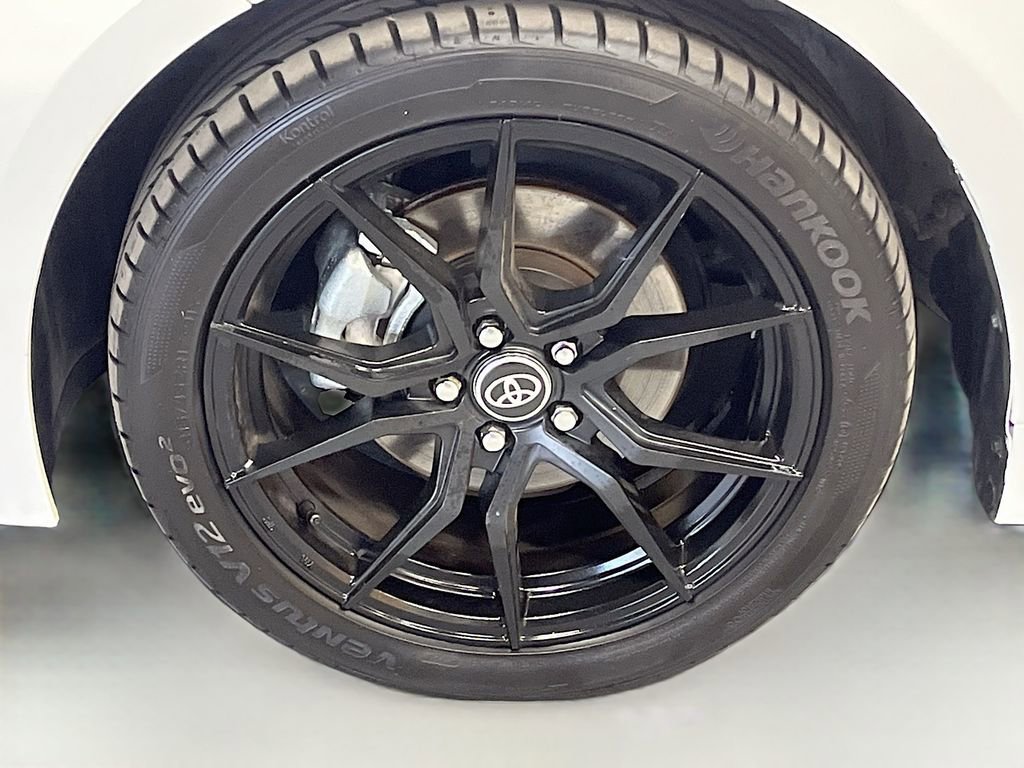 Used 2022 Toyota Corolla SE w/ Carpet Mat Package (TMS) image 29