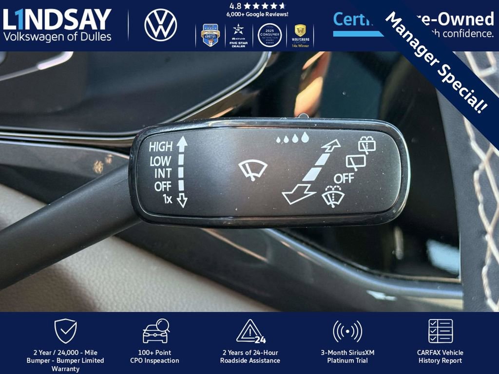 Certified 2022 Volkswagen Taos SEL image 24