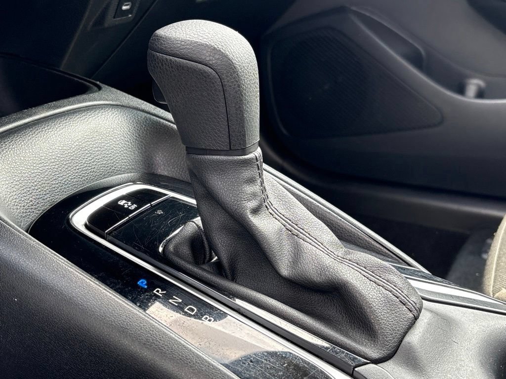 Used 2024 Toyota Corolla LE FWD image 17
