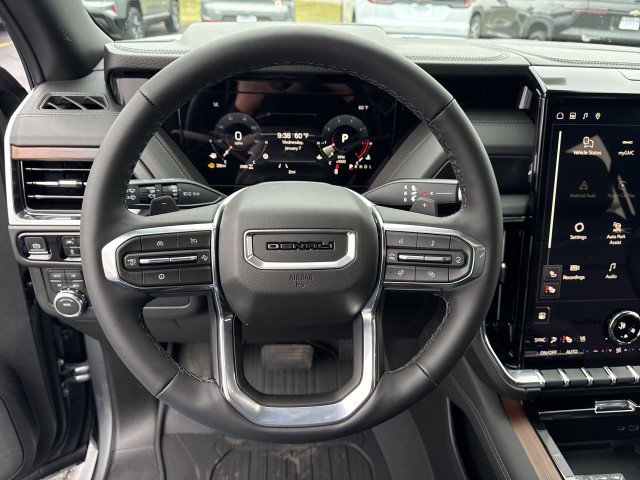 New 2026 GMC Yukon Denali w/ Sun & Power Step Package image 11