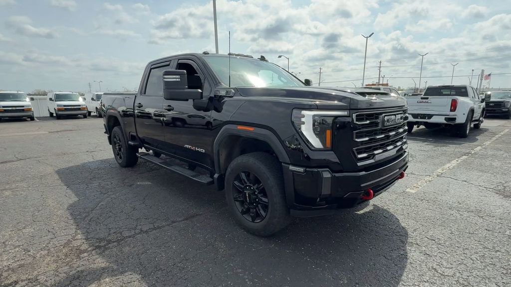 Used 2024 GMC Sierra 2500 AT4 w/ Technology Package AWD/4WD image 2