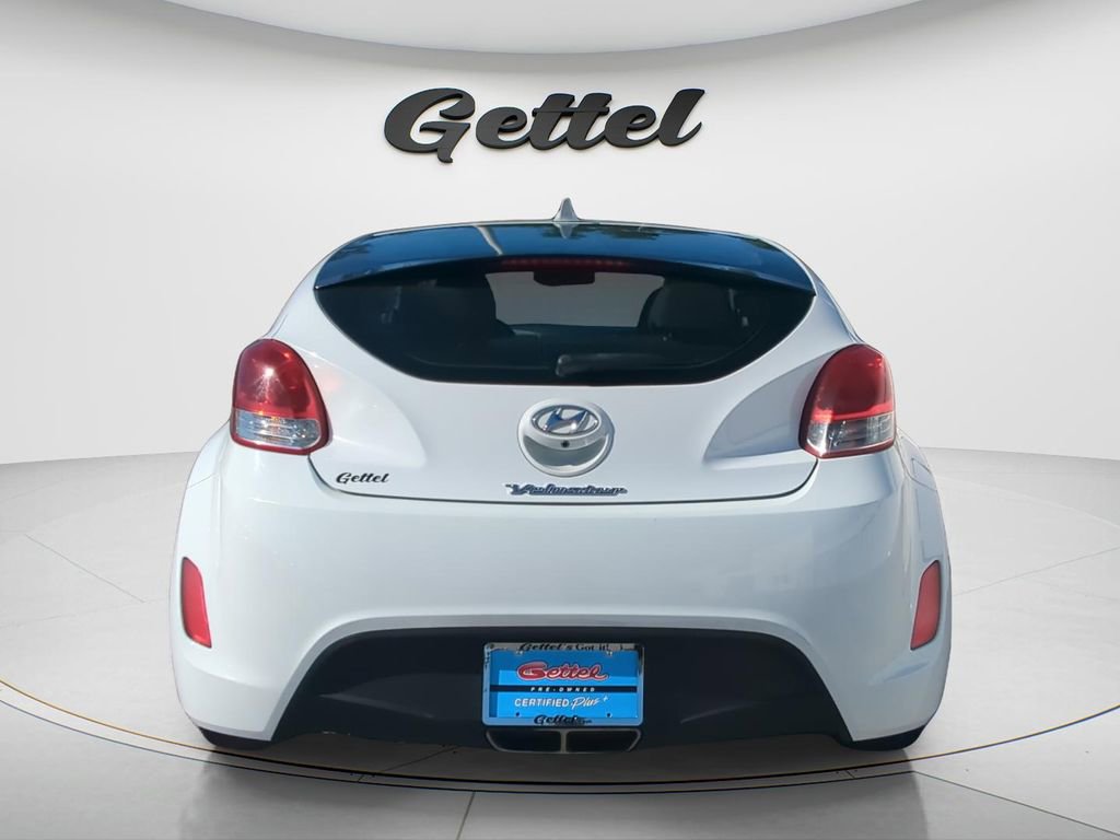 Used 2015 Hyundai Veloster w/ Option Group 02 FWD image 6
