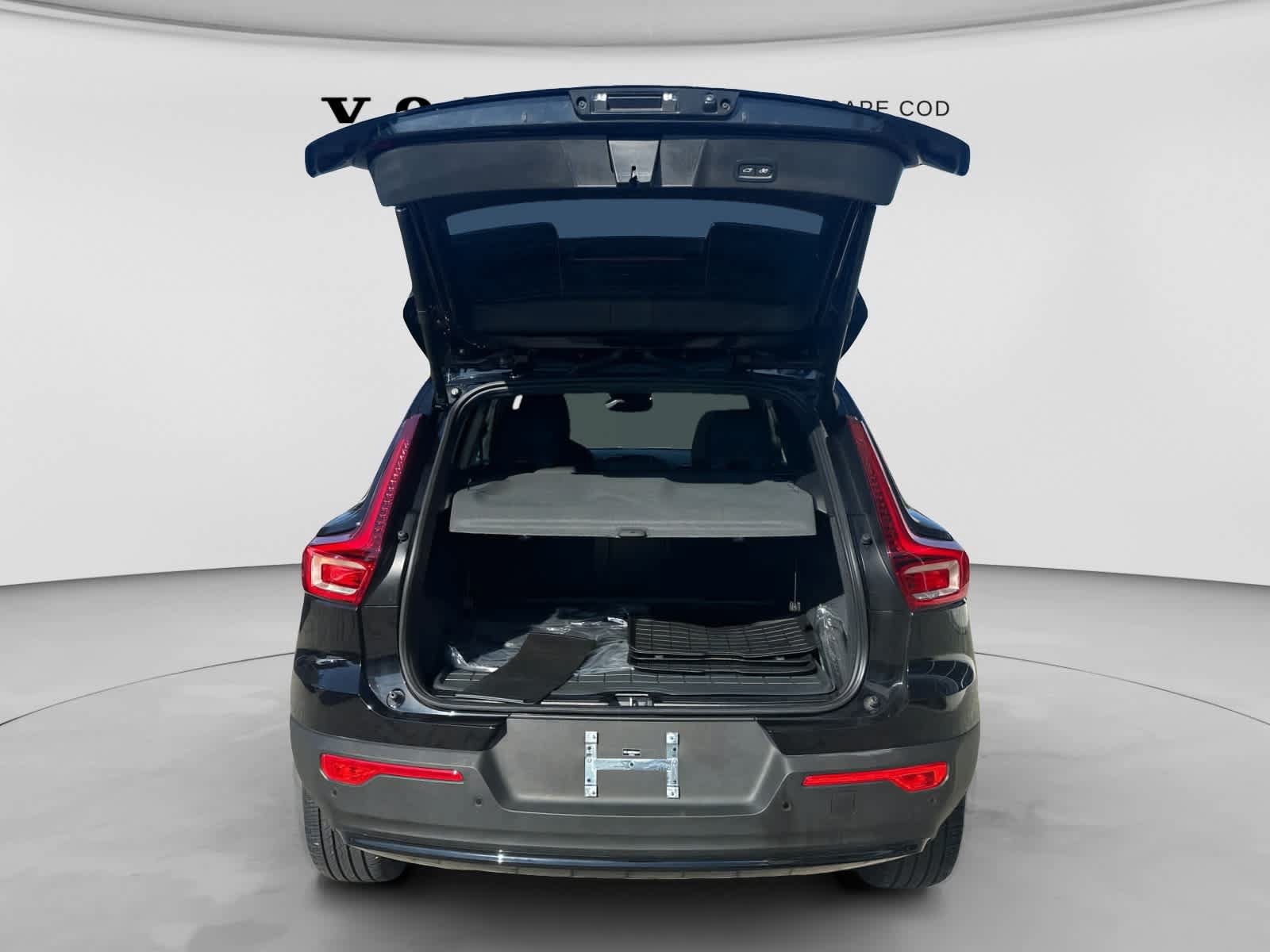 Used 2026 Volvo XC40 B5 Ultra w/ Protection Package Premier AWD/4WD image 34