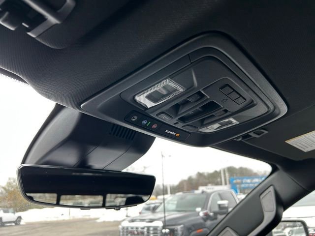 Used 2024 GMC Sierra 3500 AT4 w/ AT4 Premium Plus Package image 25