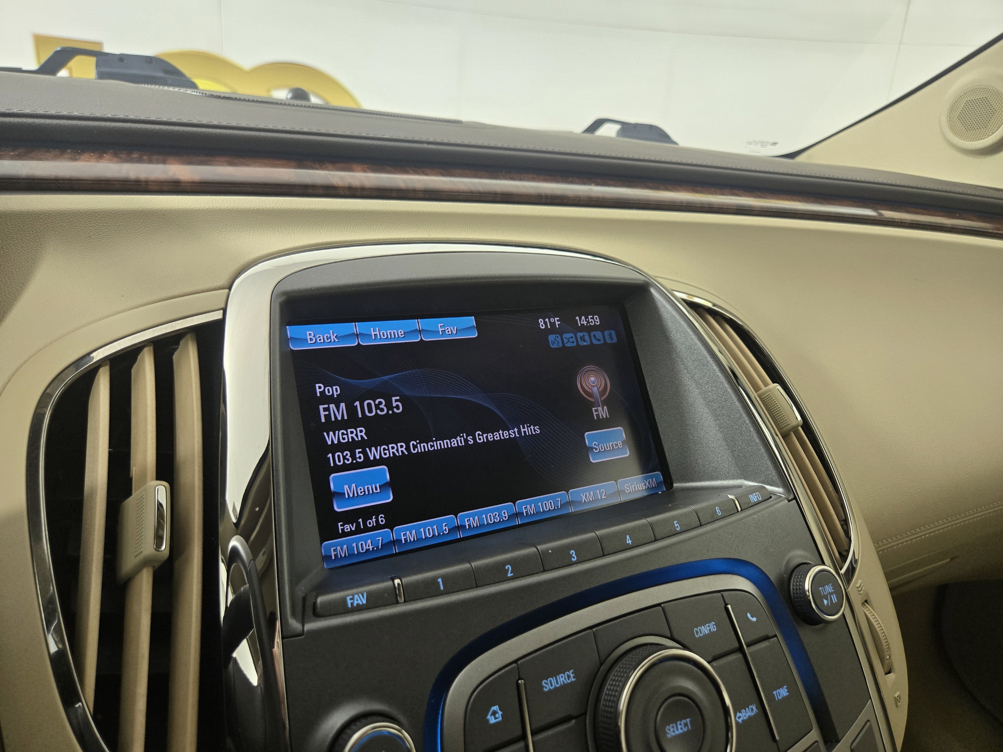 Used 2013 Buick LaCrosse image 18