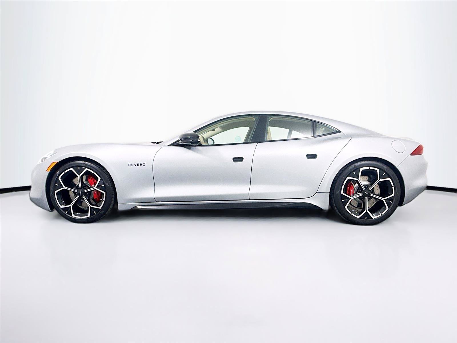 New 2025 Karma Revero Luxury RWD image 25