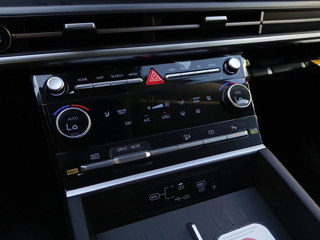 New 2026 Hyundai Santa Fe SEL FWD image 18