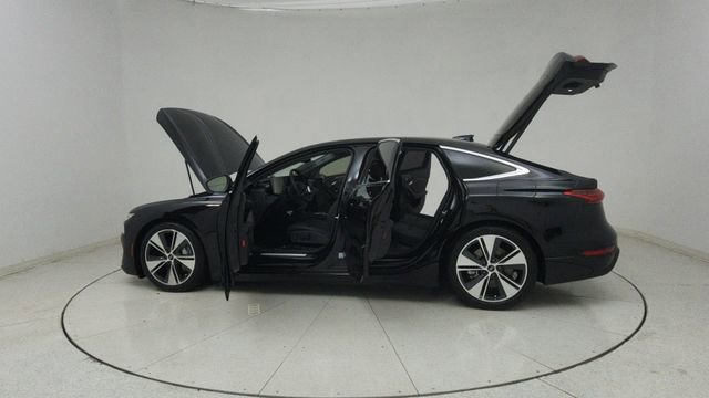 Used 2025 Audi A6 e-tron Prestige w/ Black Warm Weather Package image 78