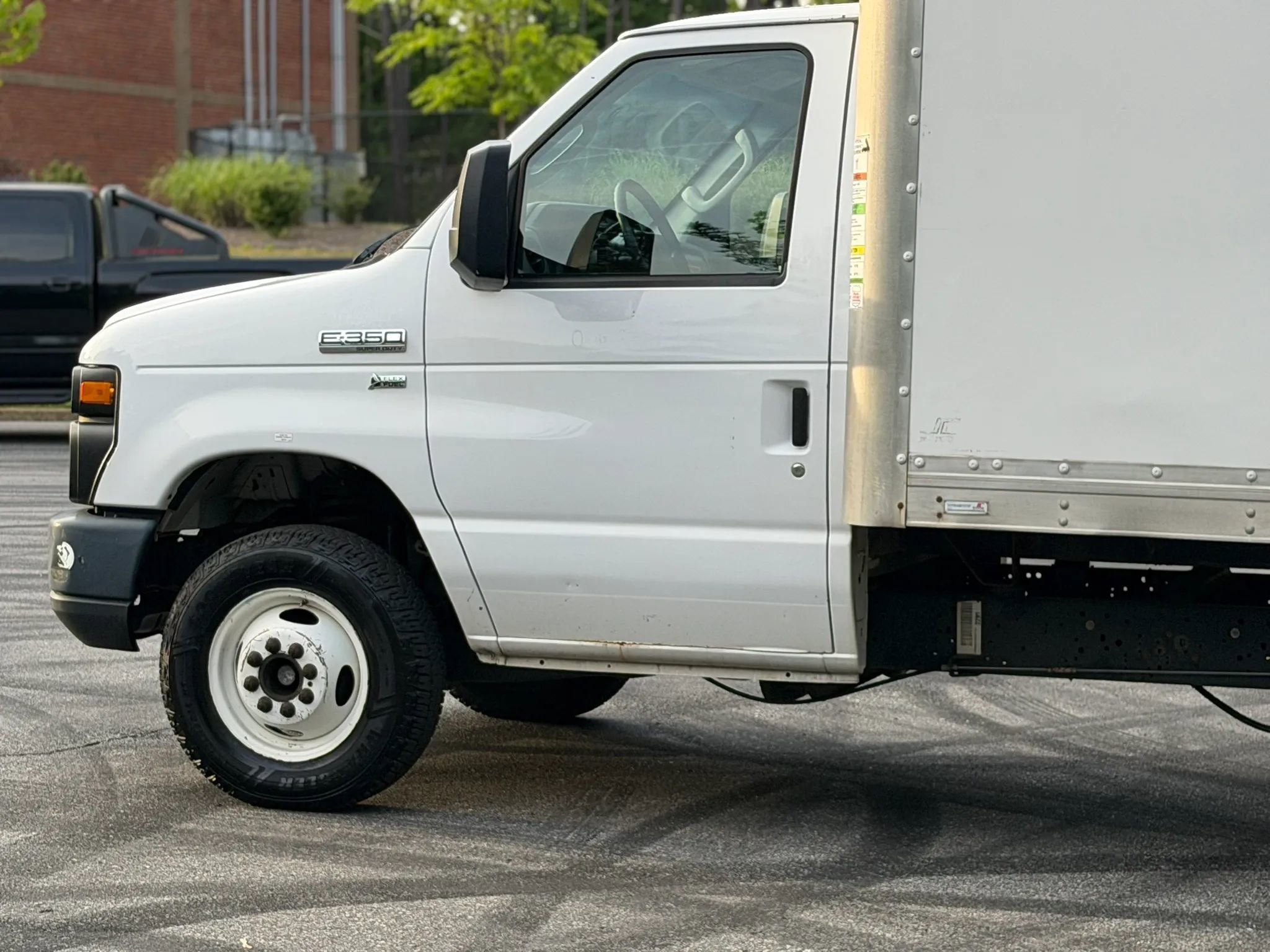 Used 2016 Ford E-350 and Econoline 350 Super Duty RWD image 16