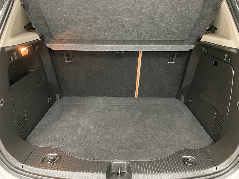 Used 2017 Buick Encore Premium image 12