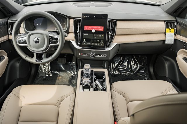 New 2026 Volvo XC90 T8 Plus image 16