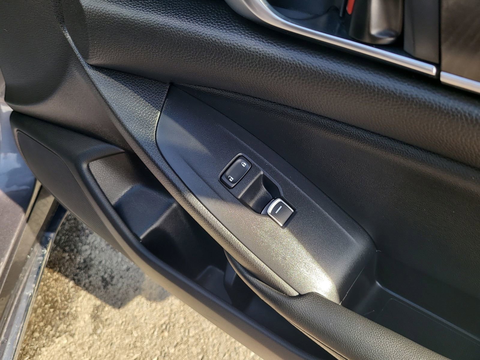 Used 2021 Honda Accord EX-L image 28