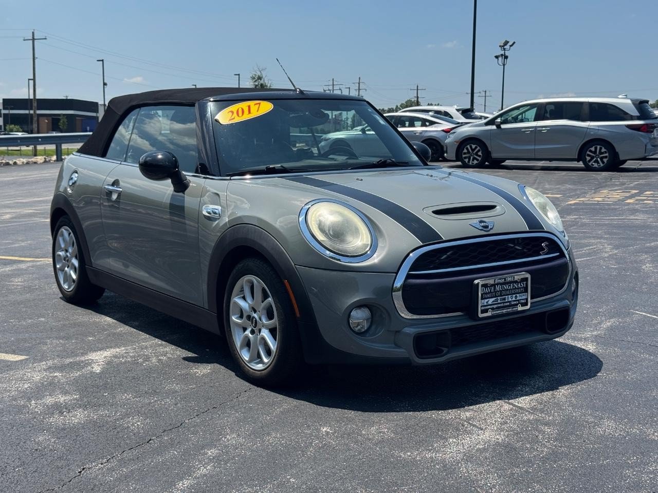 Used 2017 MINI Cooper S FWD image 2