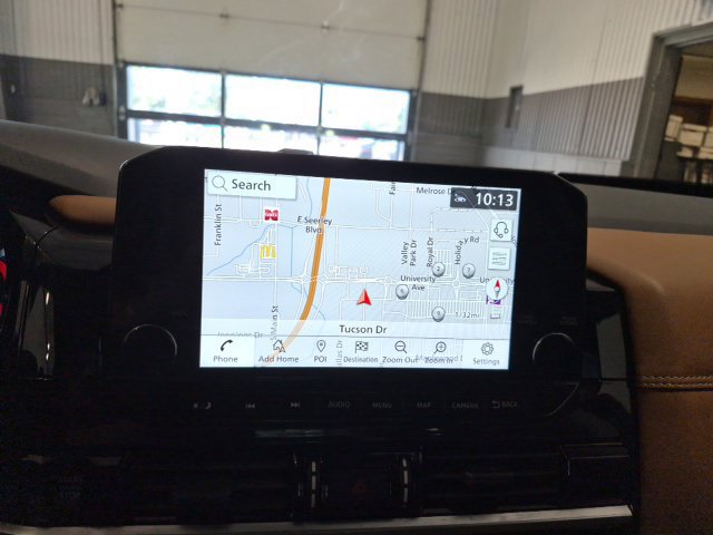 Certified 2025 Nissan Pathfinder Platinum FWD image 14