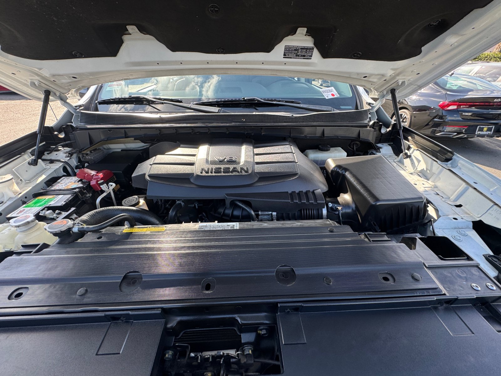 Used 2021 Nissan Titan SV w/ SV Convenience Package AWD/4WD image 19