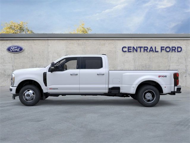 New 2026 Ford F350 Platinum image 3