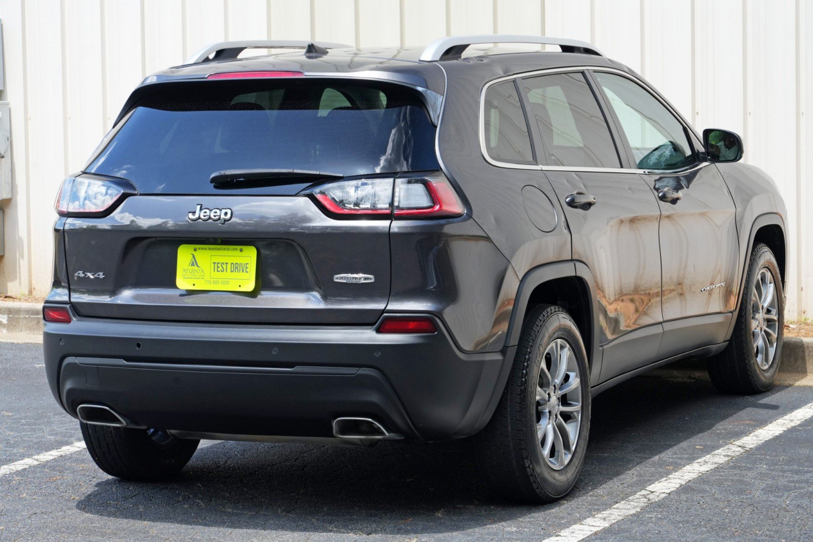 Used 2021 Jeep Cherokee Latitude Lux w/ Comfort/Convenience Group AWD/4WD image 48