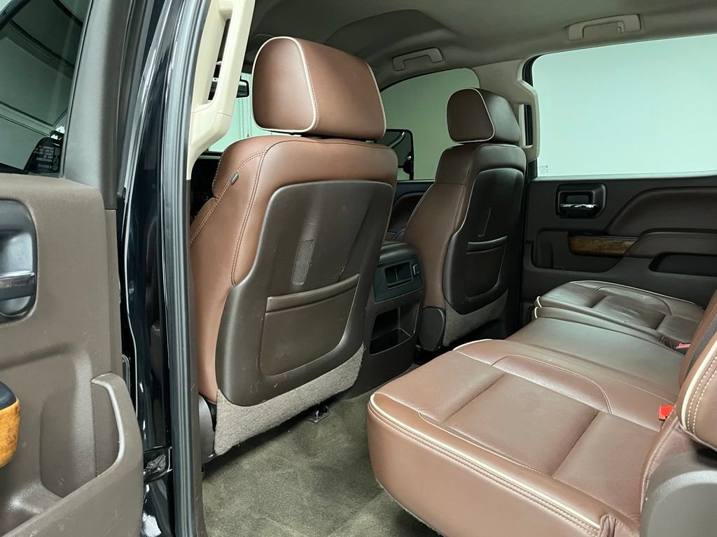 Used 2015 Chevrolet Silverado 2500 High Country w/ Duramax Plus Package AWD/4WD image 44