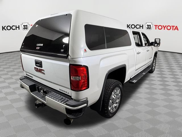Used 2018 GMC Sierra 2500 Denali w/ Duramax Plus Package AWD/4WD image 8