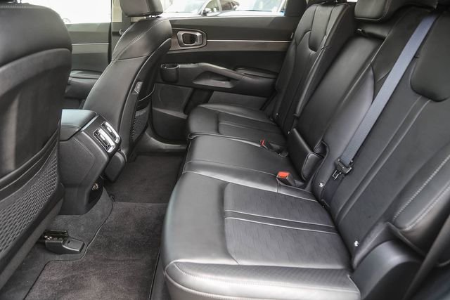 Certified 2024 Kia Sorento S w/ Panoramic Sunroof Package FWD image 19