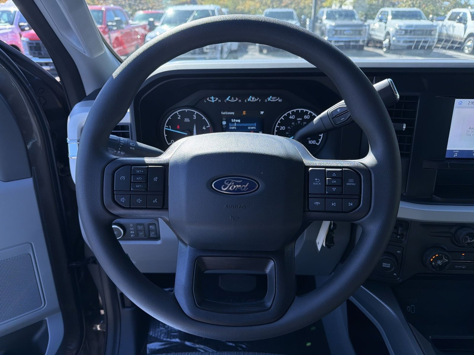 New 2027 Ford F450 XLT w/ 360-Degree Camera Package AWD/4WD image 25