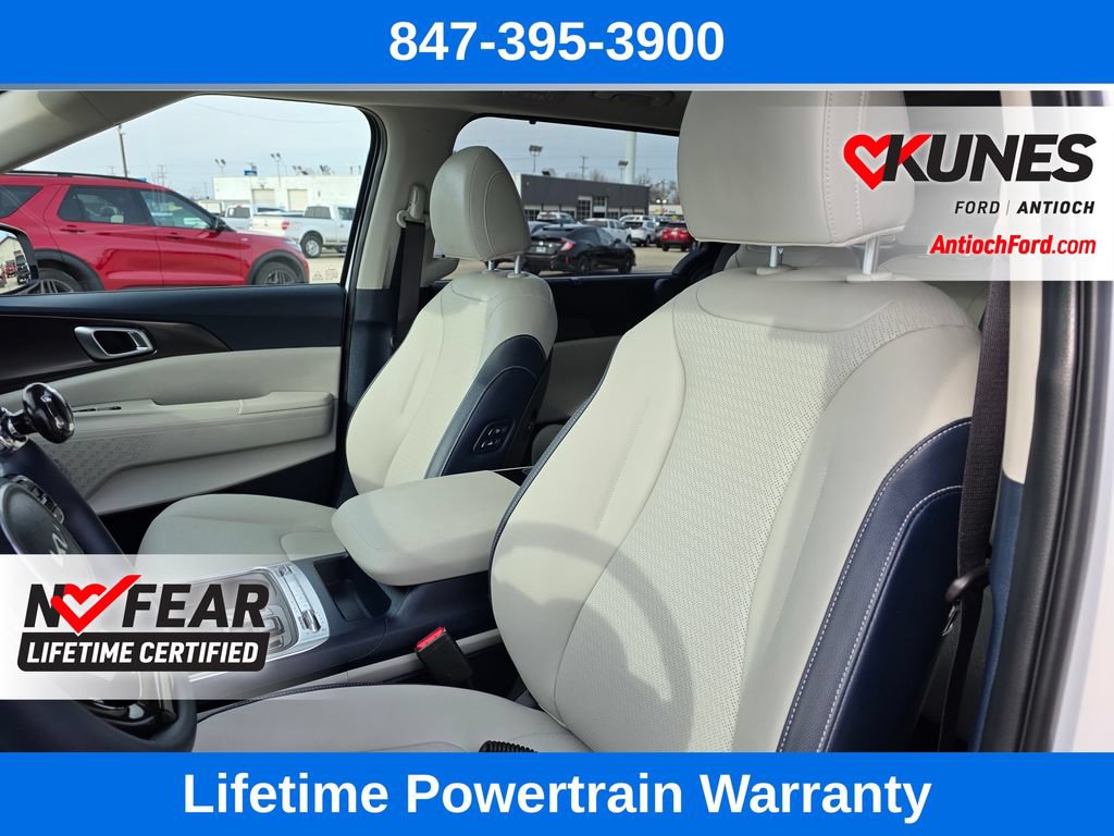 Used 2025 Kia Carnival SX Prestige FWD image 17