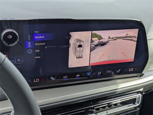 New 2026 Chevrolet Traverse LT w/ Driver Confidence Package image 19