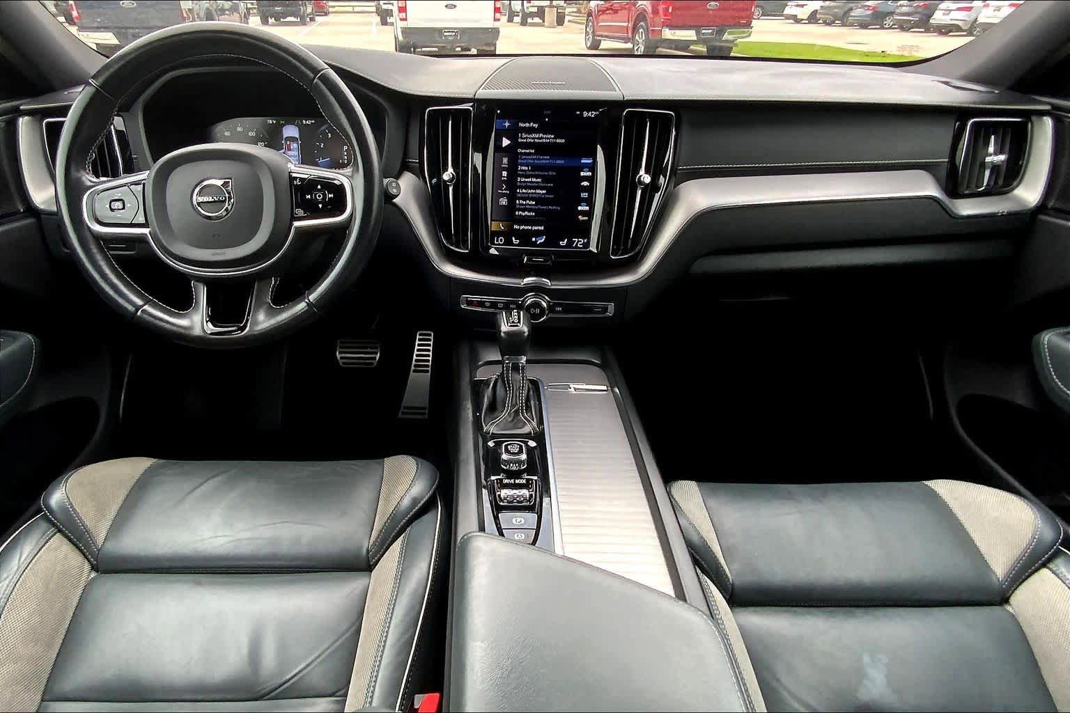 Used 2021 Volvo XC60 T5 R-Design w/ Advanced Package FWD image 16
