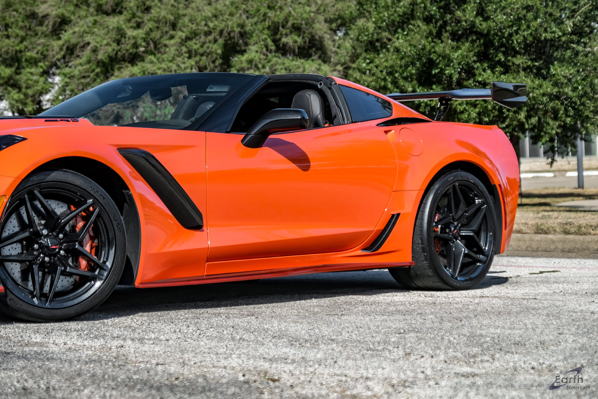 Used 2019 Chevrolet Corvette ZR1 RWD image 8