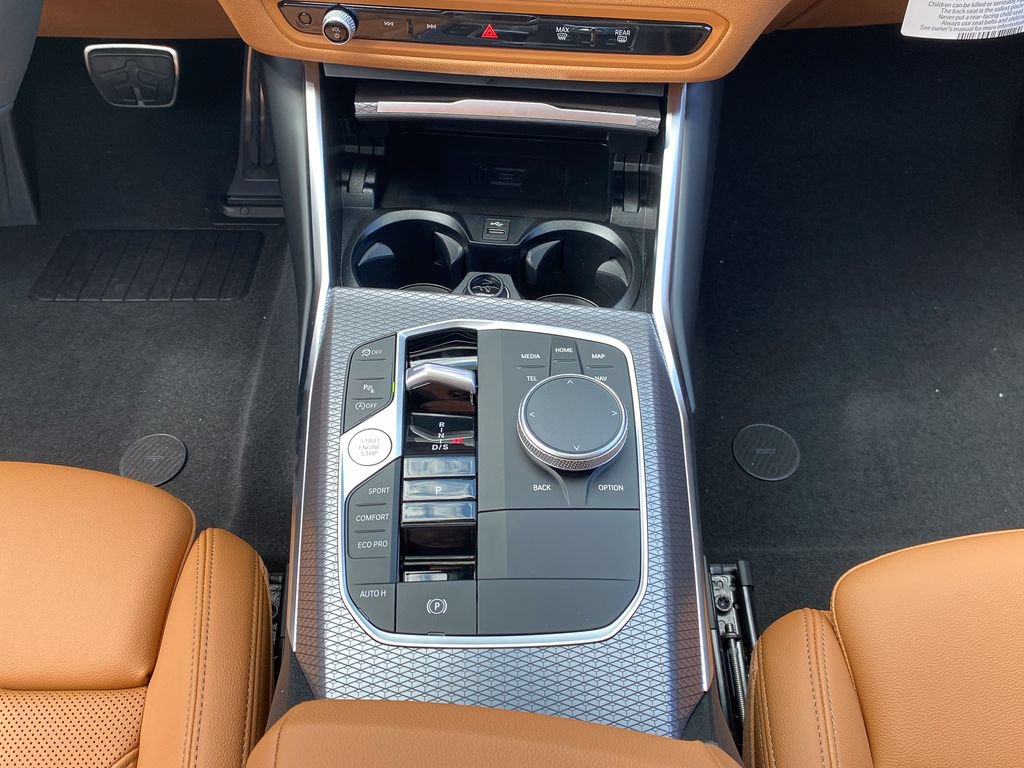 New 2026 BMW 330i xDrive Sedan w/ M Sport Package AWD/4WD image 27